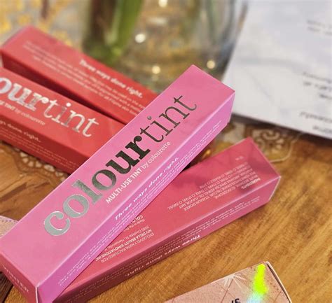 Colourettecosmetics .